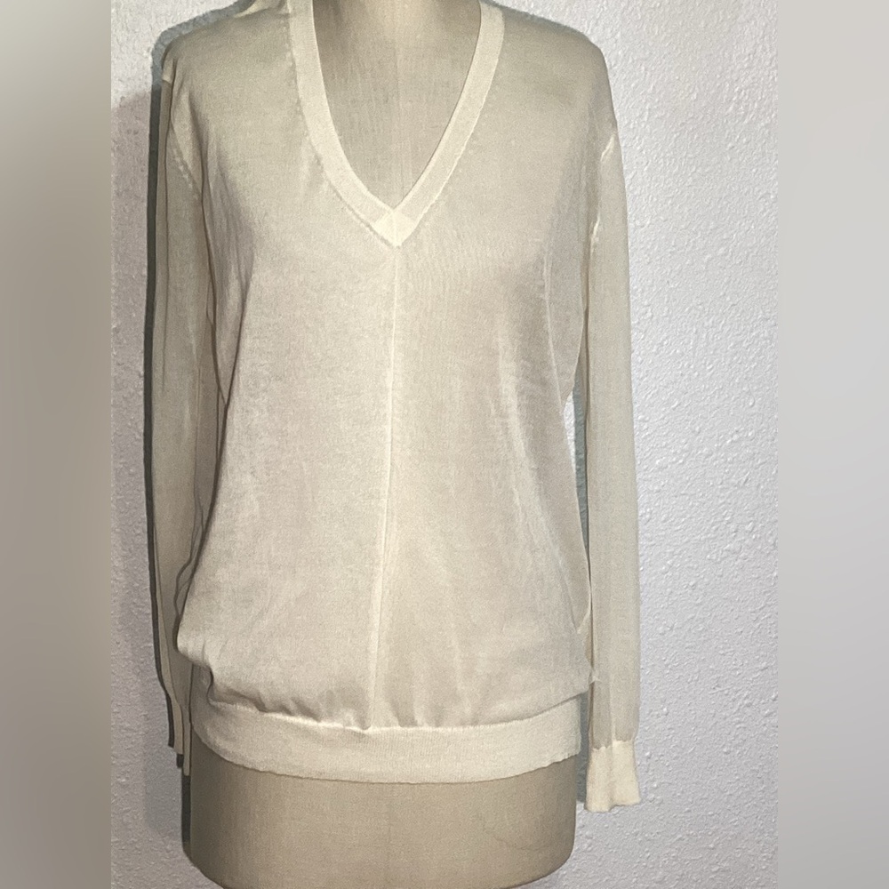 Halston Heritage V-Neck sheer Sweater size small